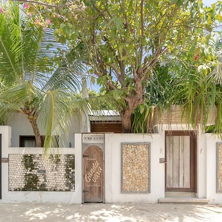 Brickwood Ganduvaru Private Villas Rasdhoo 外观 照片
