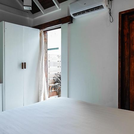 Brickwood Ganduvaru Private Villas Rasdhoo 外观 照片