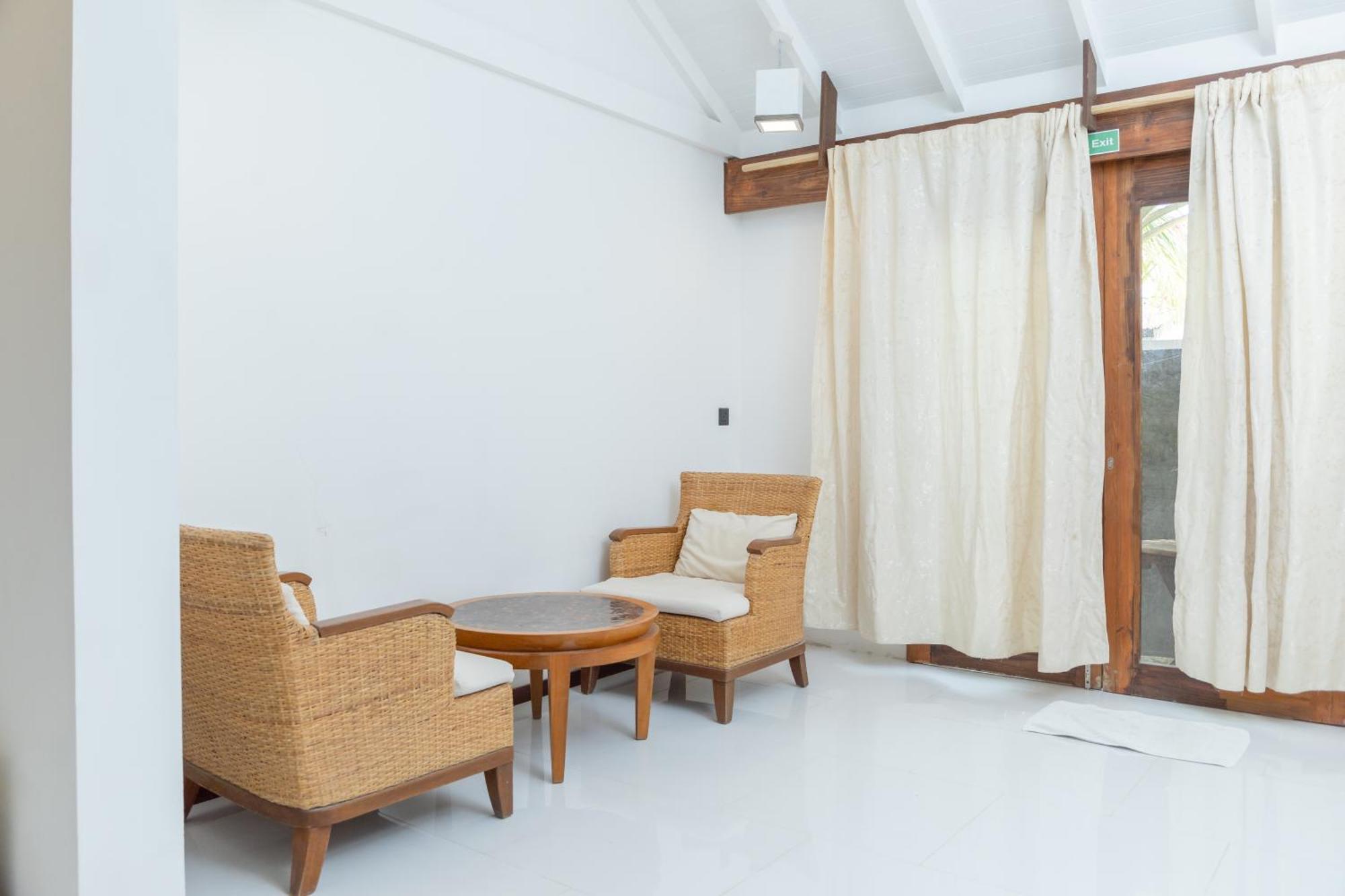 Brickwood Ganduvaru Private Villas Rasdhoo 外观 照片
