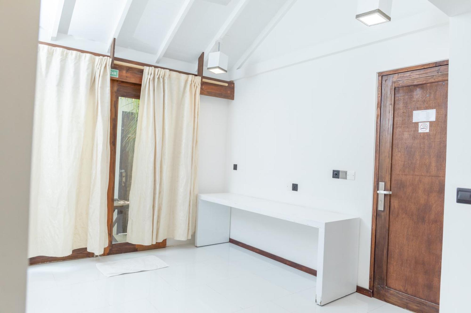 Brickwood Ganduvaru Private Villas Rasdhoo 外观 照片