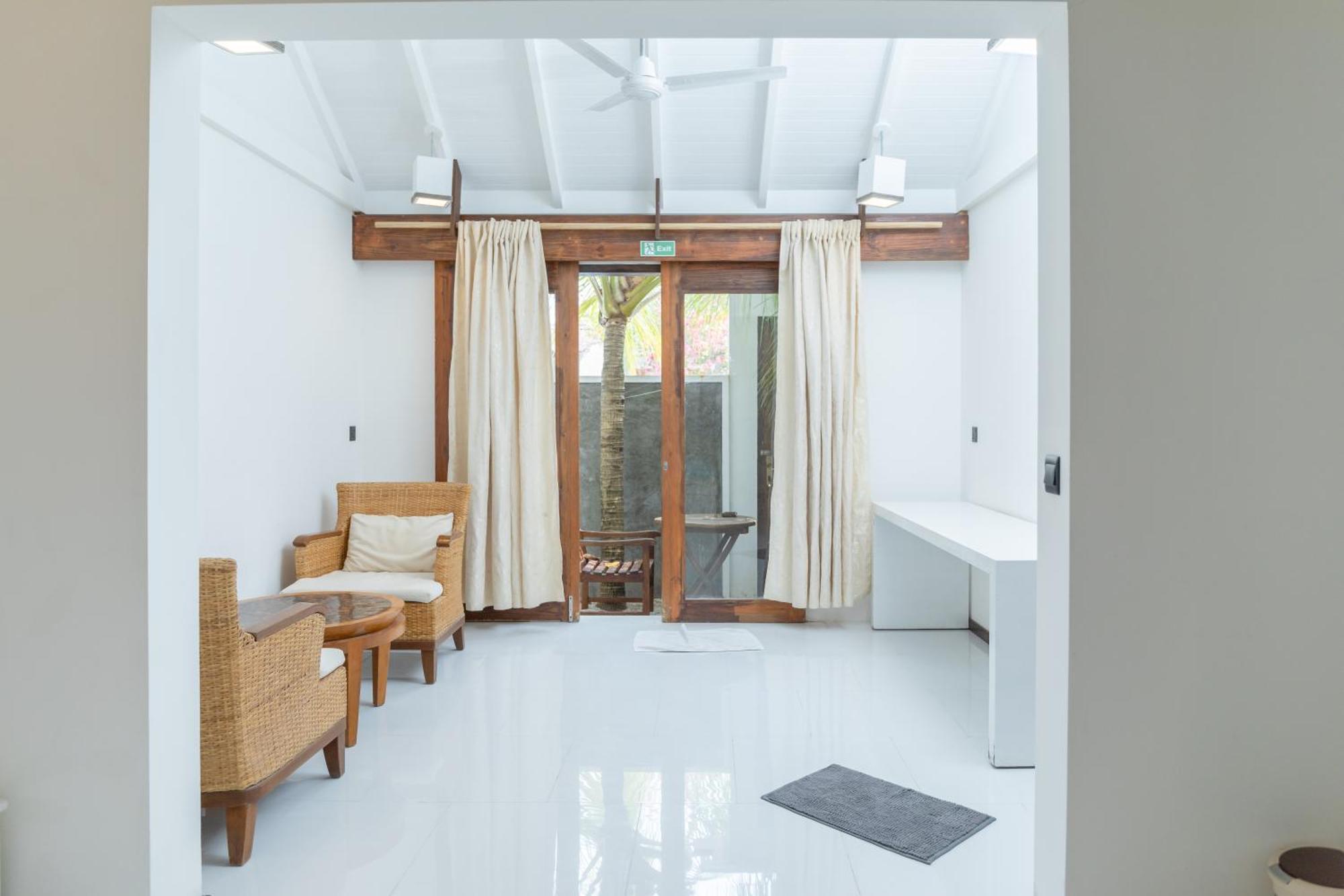 Brickwood Ganduvaru Private Villas Rasdhoo 外观 照片