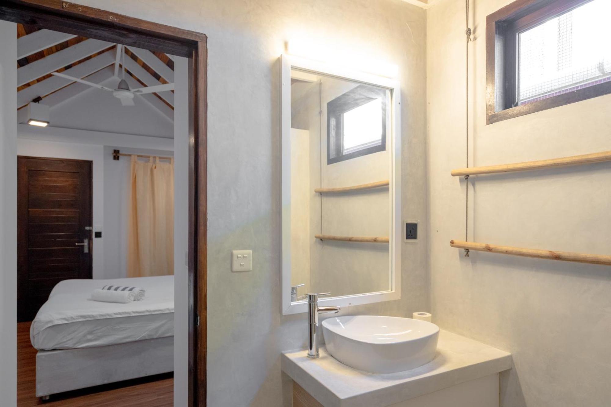 Brickwood Ganduvaru Private Villas Rasdhoo 外观 照片
