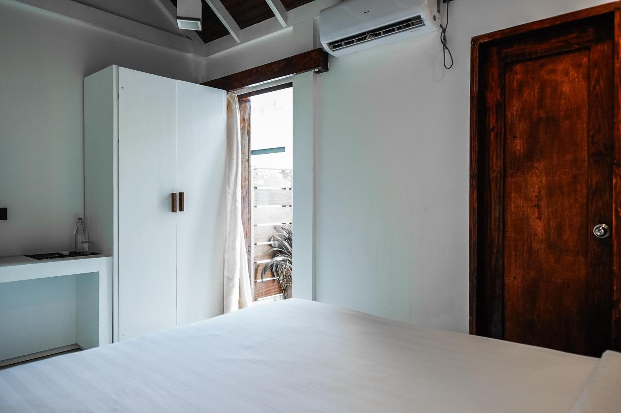 Brickwood Ganduvaru Private Villas Rasdhoo 外观 照片